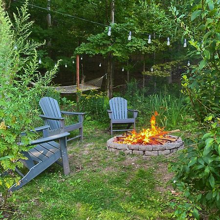 Cozy Cottage With Jacuzzi And Fire Pit And Reading Nook! Livingston Manor Exterior foto